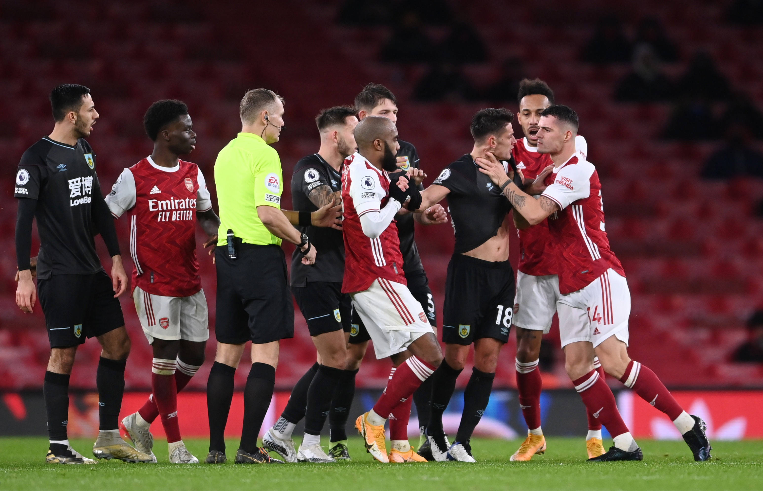 貝爾從小就 貝爾從小就