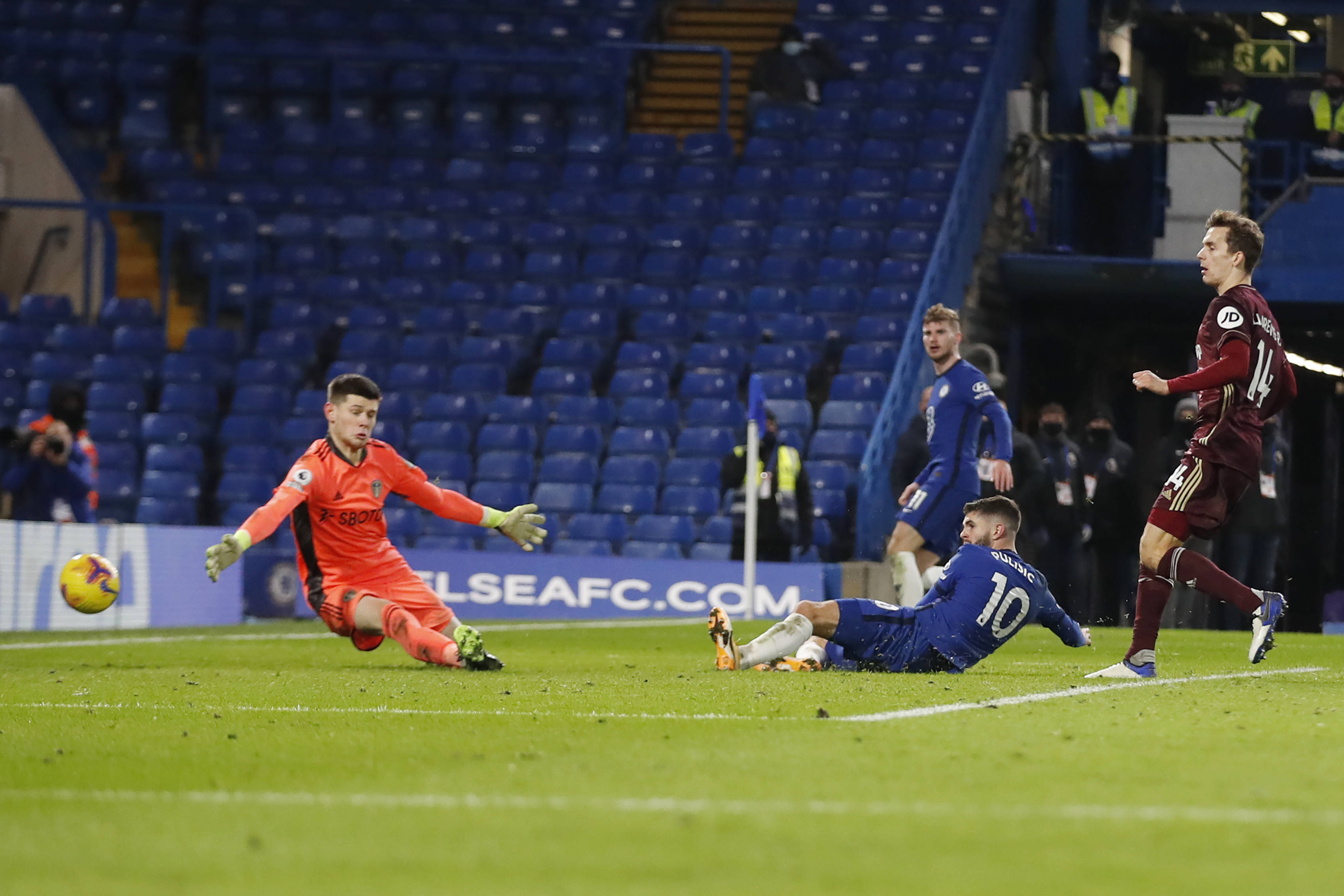 斯的进攻火 斯的进攻火