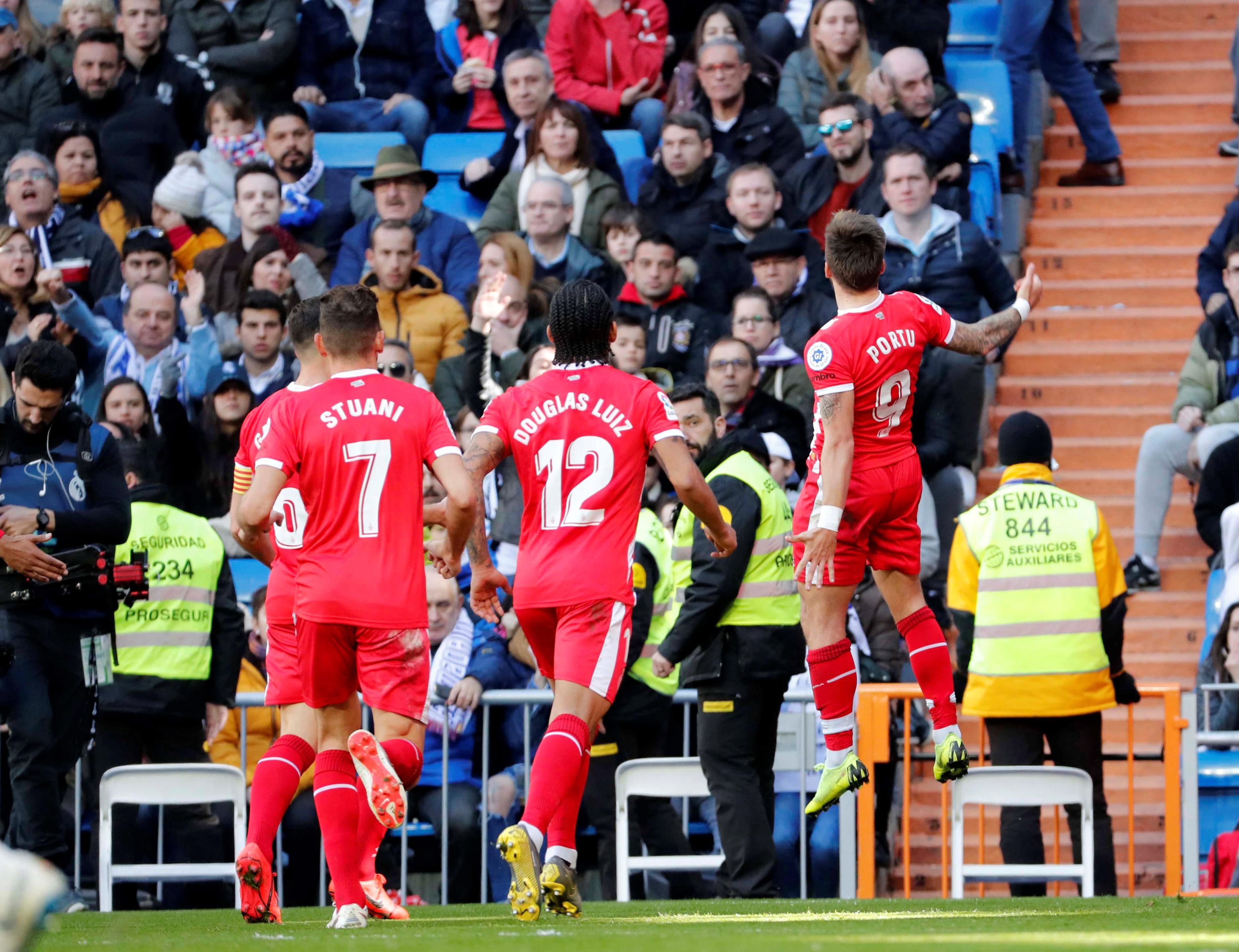 奠定了堅實 奠定了堅實