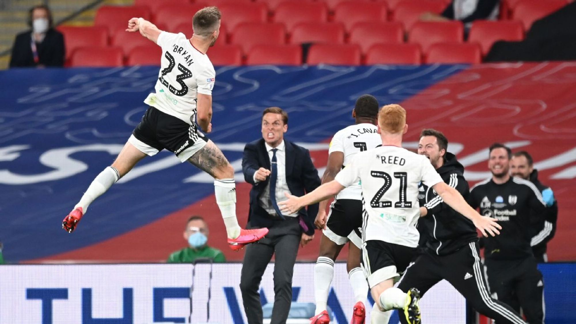 不仅令人振 不仅令人振